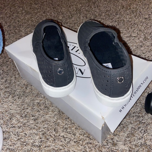 Steve Madden Shoes - Picture 2 of 7